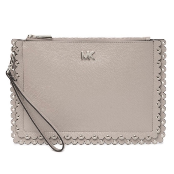 Michael Kors Scallop Leather Clutch / Wristlet - Picture 1 of 6